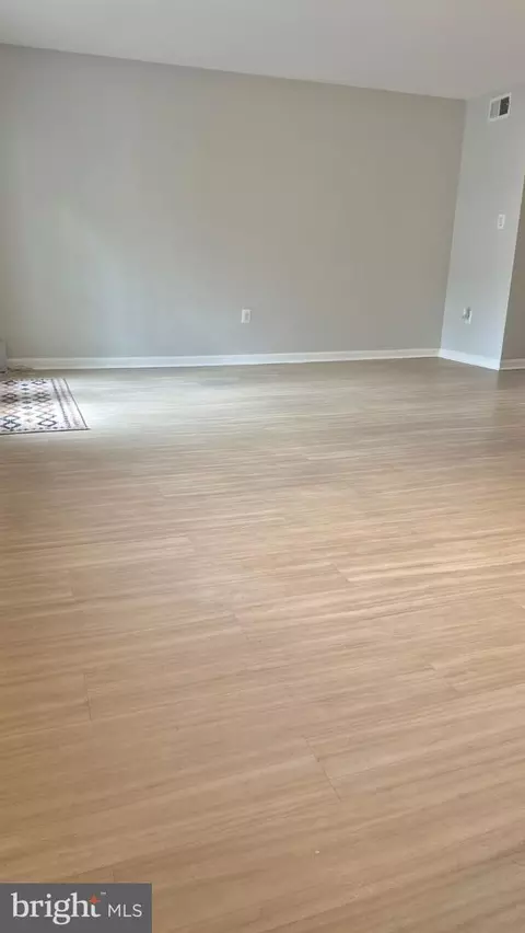 Living - 3 Monarch Dr, Sterling, VA 20164 photo 5 of 6