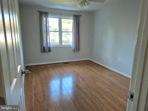 Bedroom - 3 Monarch Dr, Sterling, VA 20164 photo 2 of 6