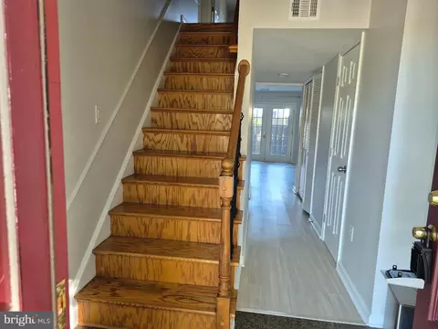 Entry Way - 3 Monarch Dr, Sterling, VA 20164 photo 1 of 6
