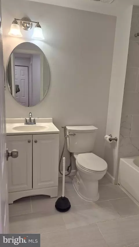 Bath - 3 Monarch Dr, Sterling, VA 20164 photo 10 of 10