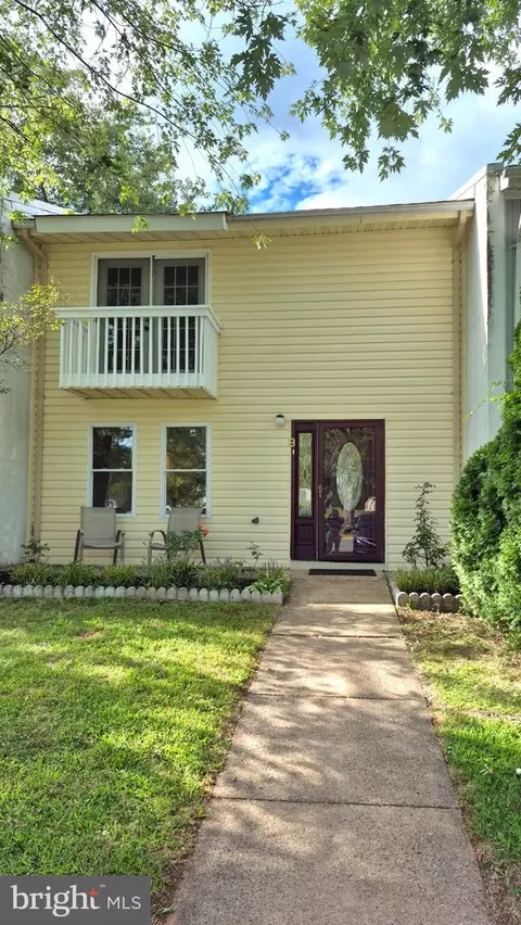 Other - 3 Monarch Dr, Sterling, VA 20164 photo 1 of 22