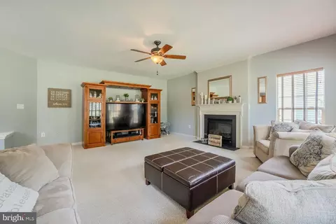 Other - 44226 Mohave Dr, Ashburn, VA 20147 photo 4 of 10