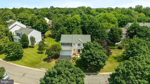 View/Area - 21614 Goodwin Ct, Ashburn, VA 20148 photo 1 of 18