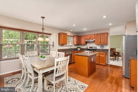 Kitchen - 21614 Goodwin Ct, Ashburn, VA 20148 photo 1 of 5