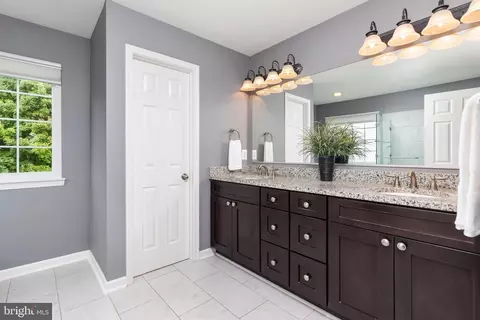 Bath - 21614 Goodwin Ct, Ashburn, VA 20148 photo 1 of 3