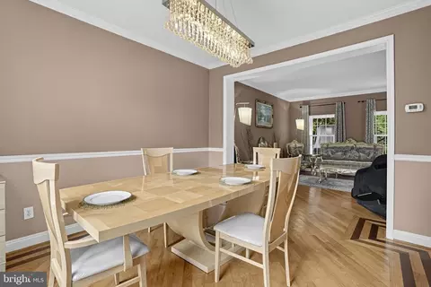Dining - 46495 Primula Ct, Sterling, VA 20165 photo 2 of 3