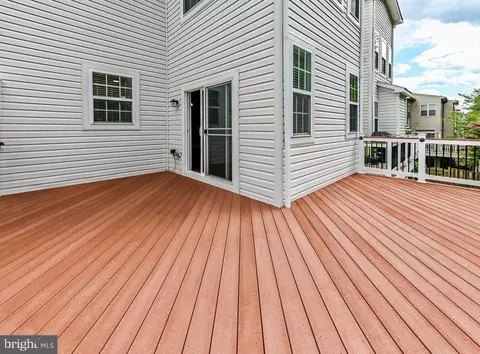 Exterior - 23253 Tradewind Dr, Ashburn, VA 20148 photo 4 of 14