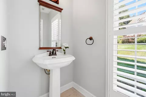 Other - 47557 Compton Cir, Sterling, VA 20165 photo 6 of 22