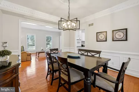 Dining - 47557 Compton Cir, Sterling, VA 20165 photo 3 of 3
