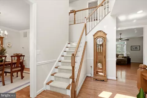 Entry Way - 45539 Lakeside Dr, Sterling, VA 20165 photo 2 of 3