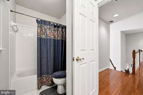 Entry Way - 45539 Lakeside Dr, Sterling, VA 20165 photo 3 of 3