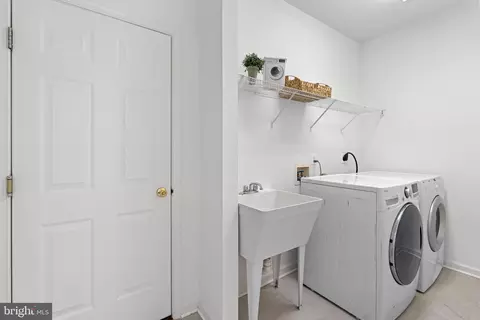 Other - 43412 Sperrin Ct, Ashburn, VA 20147 photo 4 of 14