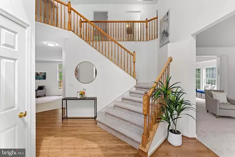 Entry Way - 43412 Sperrin Ct, Ashburn, VA 20147 photo 1 of 9