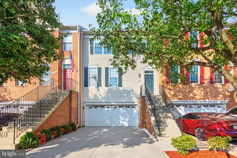 21358 Sawyer Sq, Ashburn, VA 20147