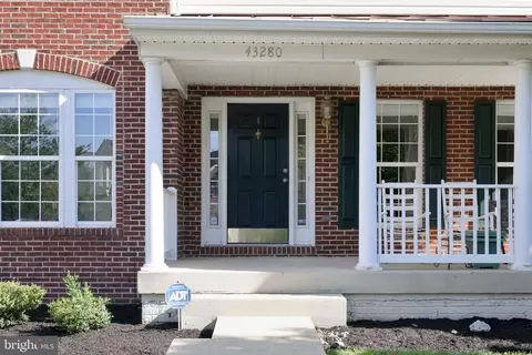 Exterior - 43280 John Danforth Ct, Ashburn, VA 20147 photo 5 of 12