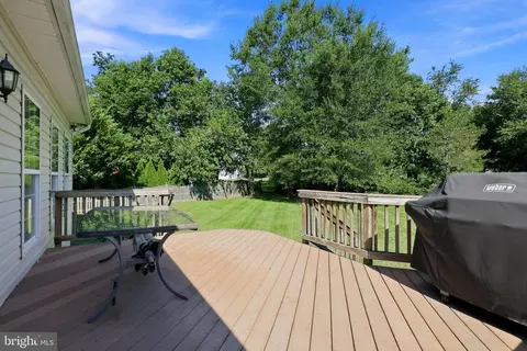 Exterior - 43280 John Danforth Ct, Ashburn, VA 20147 photo 11 of 12
