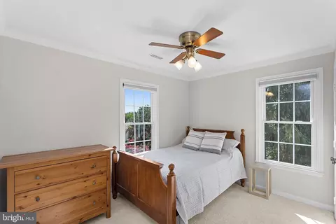 Bedroom - 21160 Dray Ter, Ashburn, VA 20147 photo 6 of 7