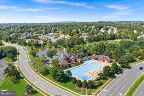 View/Area - 21160 Dray Ter, Ashburn, VA 20147 photo 10 of 11