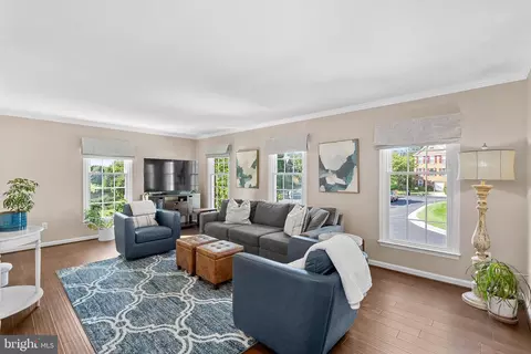 Living - 21160 Dray Ter, Ashburn, VA 20147 photo 2 of 3