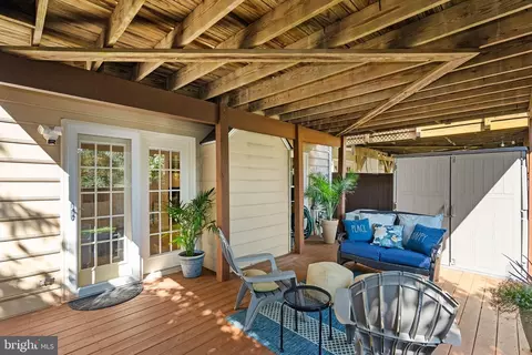 Exterior - 21160 Dray Ter, Ashburn, VA 20147 photo 2 of 7