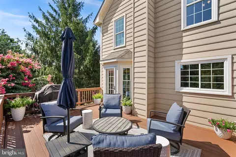 Exterior - 21160 Dray Ter, Ashburn, VA 20147 photo 7 of 7