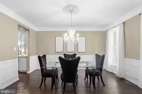Dining - 42673 Silverthorne Ct, Broadlands, VA 20148 photo 1 of 2