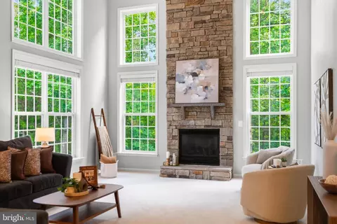Living - 21364 Scara Pl, Broadlands, VA 20148 photo 3 of 5