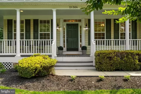 Exterior - 21364 Scara Pl, Broadlands, VA 20148 photo 2 of 12