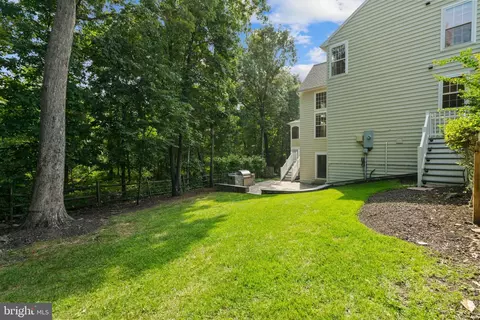 Exterior - 21364 Scara Pl, Broadlands, VA 20148 photo 9 of 12