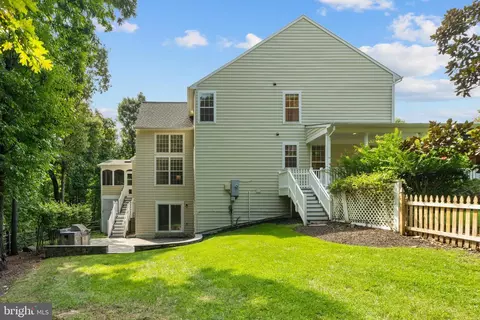 Exterior - 21364 Scara Pl, Broadlands, VA 20148 photo 8 of 12