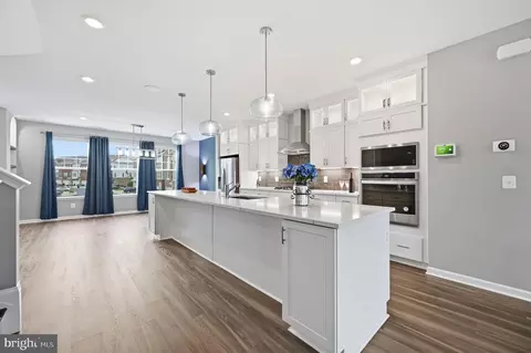 19328 Brookwater Ter, Leesburg, VA 20175