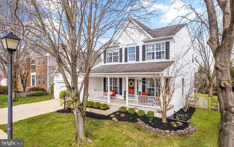 718 Invermere NE, Leesburg, VA 20176