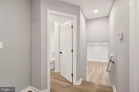 Entry Way - 1201 E Holly Ave, Sterling, VA 20164 photo 6 of 7