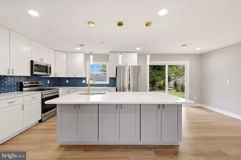 Kitchen - 1201 E Holly Ave, Sterling, VA 20164 photo 3 of 3