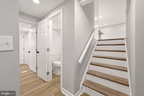 Entry Way - 1201 E Holly Ave, Sterling, VA 20164 photo 7 of 7