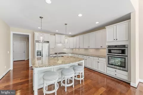 44237 Silverpalm Grove Ter, Leesburg, VA 20176