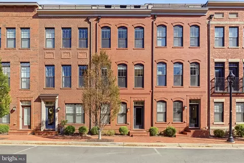 254 Bluemont Branch Ter SE, Leesburg, VA 20175
