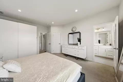 Bedroom - 46324 Mount Kellogg Ter, Sterling, VA 20164 photo 3 of 8