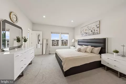 Bedroom - 46324 Mount Kellogg Ter, Sterling, VA 20164 photo 1 of 8