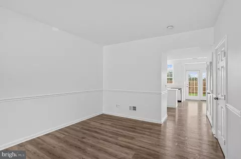 Entry Way - 20970 Killawog Ter, Ashburn, VA 20147 photo 8 of 13