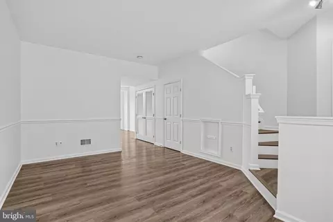 Entry Way - 20970 Killawog Ter, Ashburn, VA 20147 photo 9 of 13