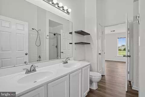 Entry Way - 20970 Killawog Ter, Ashburn, VA 20147 photo 12 of 13