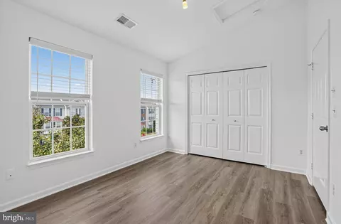 Bedroom - 20970 Killawog Ter, Ashburn, VA 20147 photo 1 of 1