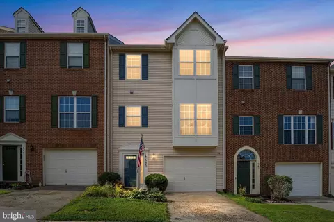 545 Sparkleberry Ter NE, Leesburg, VA 20176