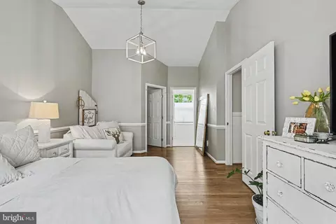 Entry Way - 20670 Citation Dr, Ashburn, VA 20147 photo 4 of 4