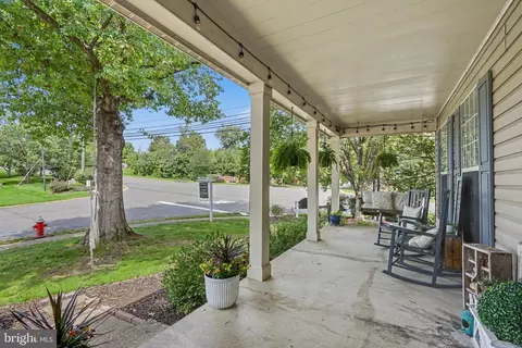 Exterior - 20670 Citation Dr, Ashburn, VA 20147 photo 5 of 13