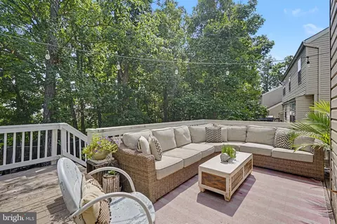 Exterior - 20670 Citation Dr, Ashburn, VA 20147 photo 8 of 13