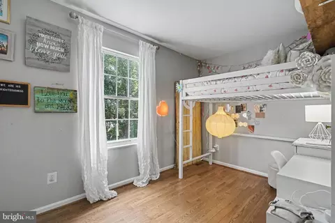 Bedroom - 20670 Citation Dr, Ashburn, VA 20147 photo 5 of 7