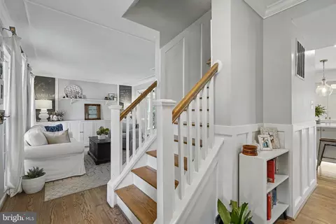 Entry Way - 20670 Citation Dr, Ashburn, VA 20147 photo 2 of 4