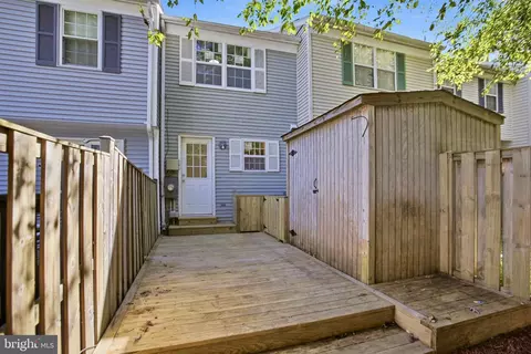 Exterior - 18 Dorrell, Sterling, VA 20165 photo 3 of 5